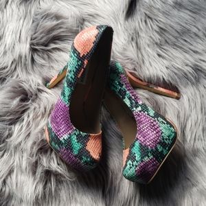 Steve Madden Nala pump snakeskin floral